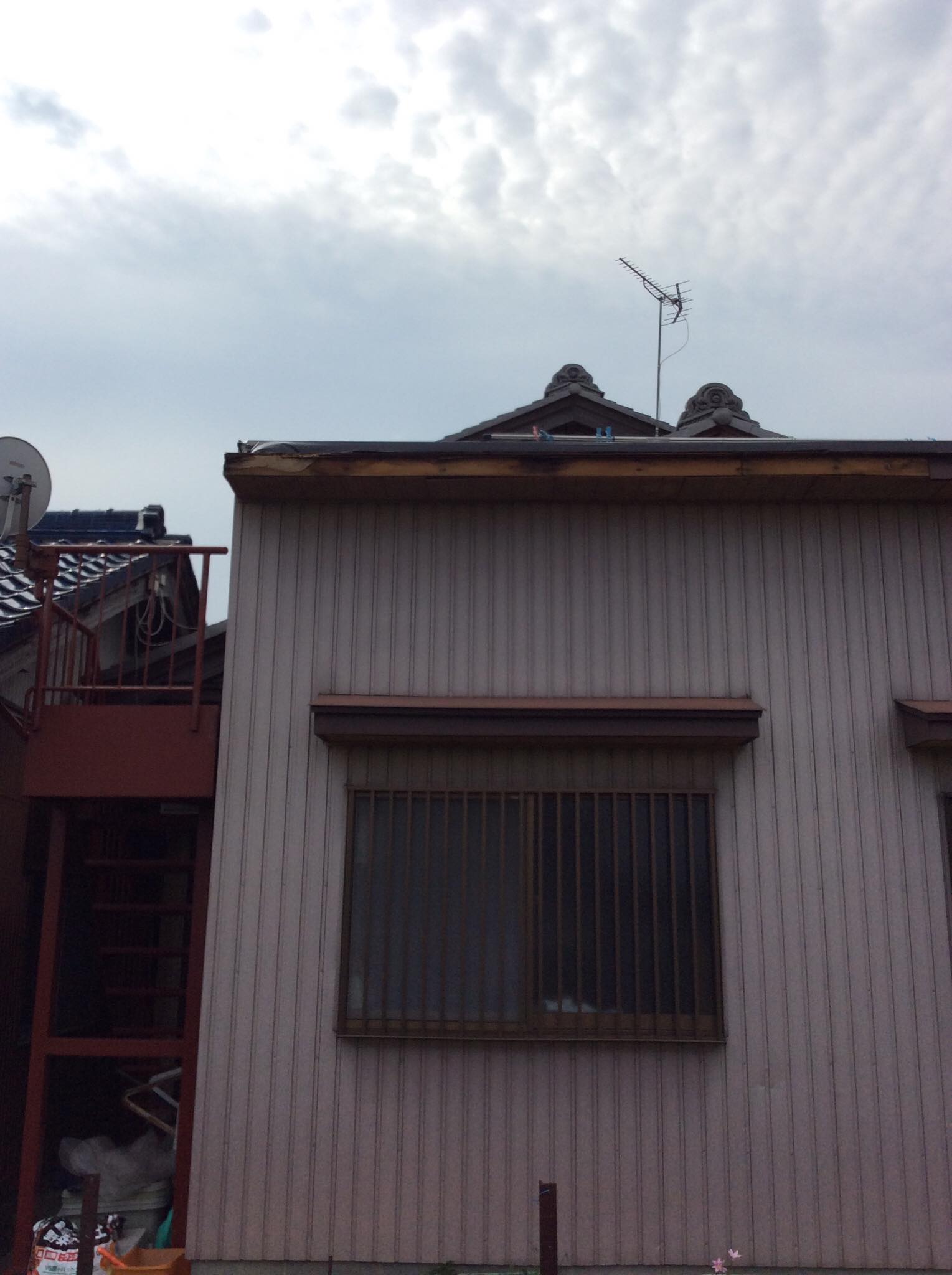 雨漏りワークス：岐阜県大垣市興福地町N様邸施工前