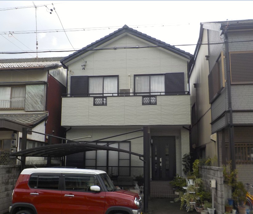 雨漏りワークス：岐阜県岐阜市福光南町Ｈ様邸施工前